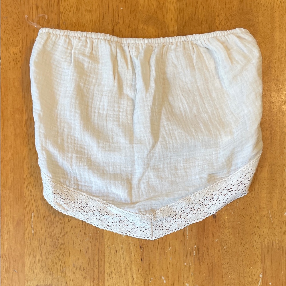 Tilly’s Women's White Lace Trim Tube Top